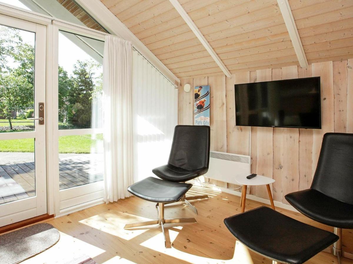 5 Person Holiday Home In Esbjerg V Exterior photo